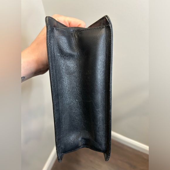 Gnuyki Vintage Designer Handbag - Picture 8 of 8